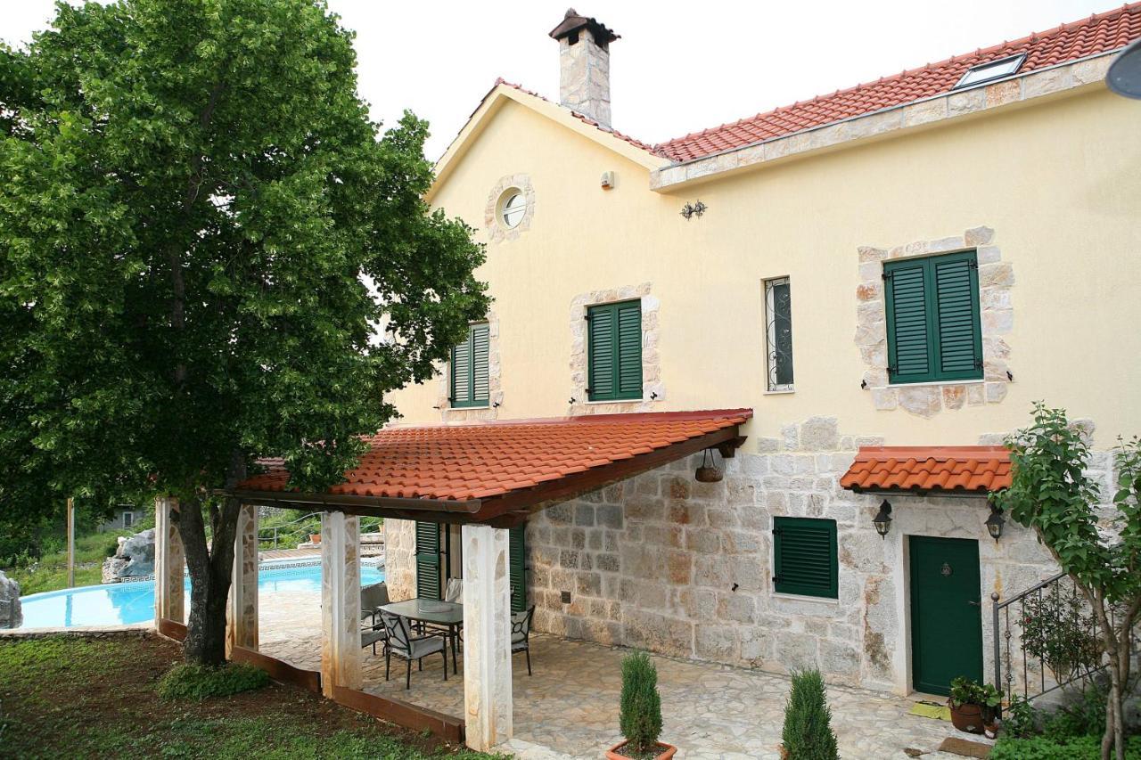 Holiday Home Casa Country Zadvarje エクステリア 写真