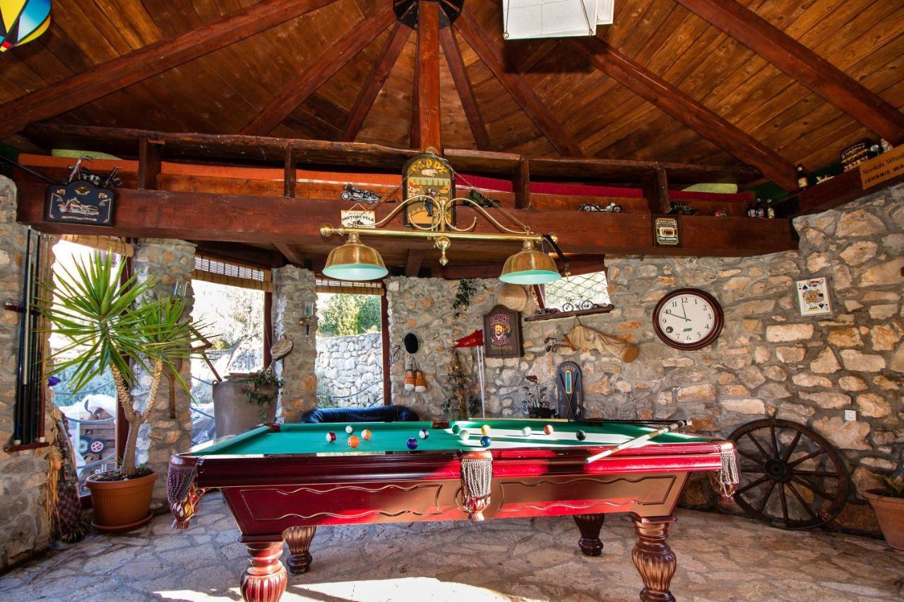 Holiday Home Casa Country Zadvarje エクステリア 写真